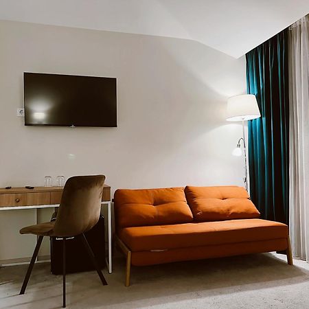Epigraph Design Kosher Hotel Tbilisi Esterno foto